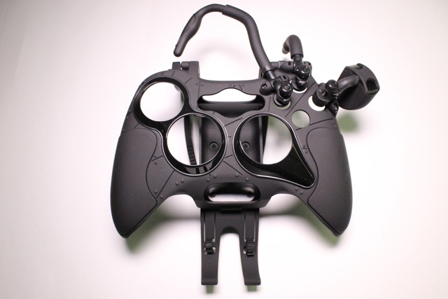 Avenger Elite Defcon F4 Review en Giveaway avenger elite defcon f4 xbox controller review 3