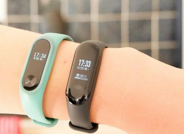 Mi Band 3: Koop geen Fitbit totdat je het hebt gezien Deze mi band 3-vergelijking 670x486