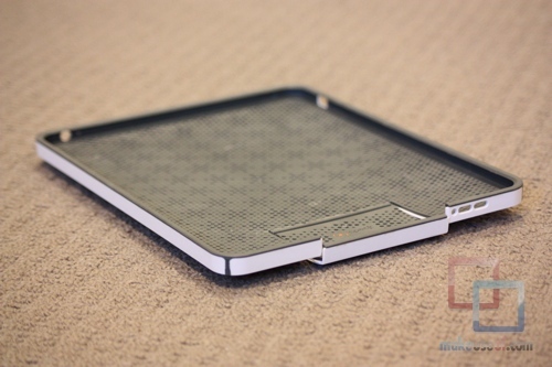 MakeUseOf Review & Giveaway: CandyShell iPad-hoes van Speck IMG 2126