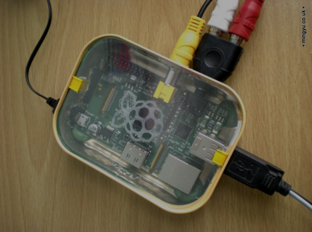 18 Interessante DIY Raspberry Pi Case-ideeën fishypi 670 670x498