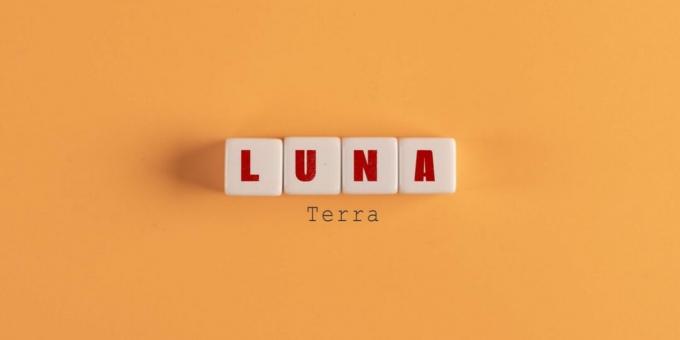 luna gespeld in letterblokken op oranje achtergrond