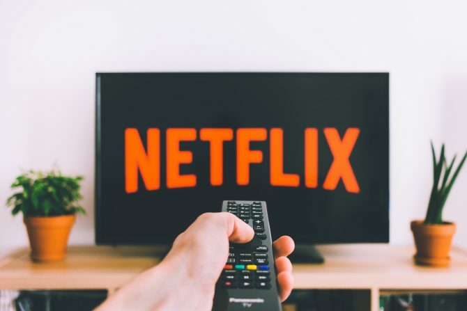 Netflix-logo op tv