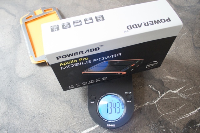 Poweradd Apollo Pro 23.000 mAh Solar Battery and Charger Review en Giveaway poweradd Apollo Pro 23000 Solar Battery Pack Review 2