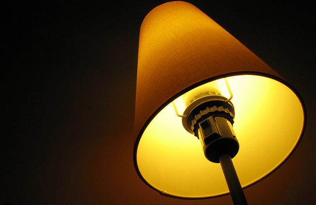 gele lamp