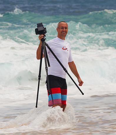 Jon Cornforth fotografeert surf op de noordkust van Oahu