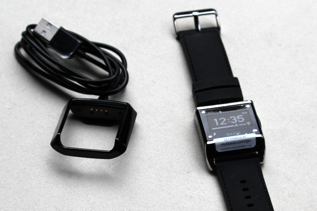 Basis B1 Health Tracker Smartwatch (2014) Review en weggeef basis b1 health tracker 3