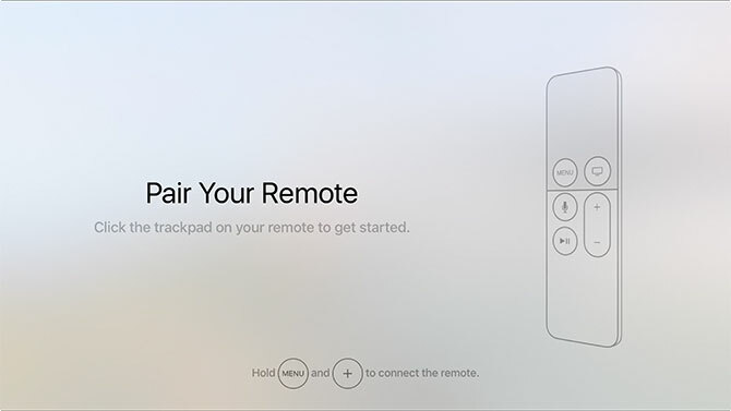 Hoe u de afstandsbediening van uw Apple TV Apple TV-paar instelt en gebruikt