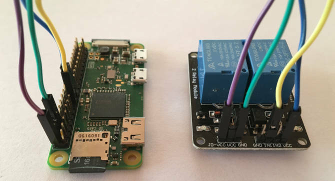 Raspberry Pi Zero W aangesloten op een relaiskaart