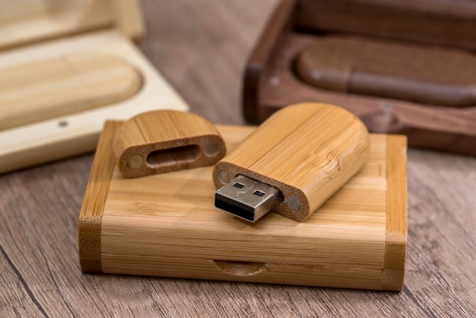 Houten USB Drive Cover