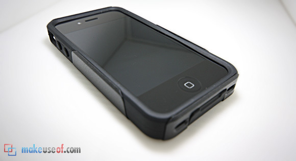 Giveaway: iPhone 4 Defender (+ Commuter Cases by Otterbox) commuter 6